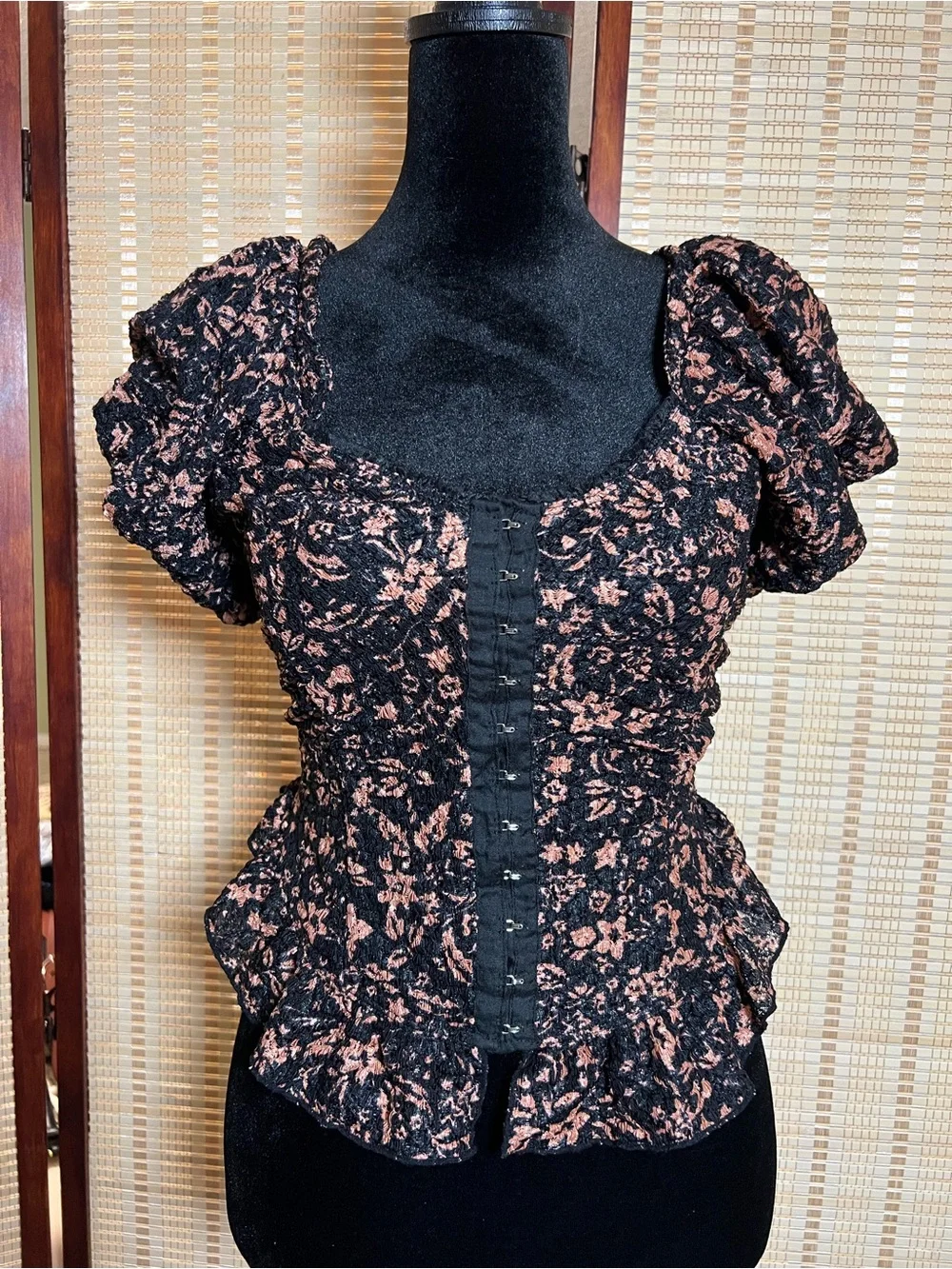 Free People Oh Baby Top Floral Lace Corset Hook Eye Puff Sleeve Milkmaid Blouse